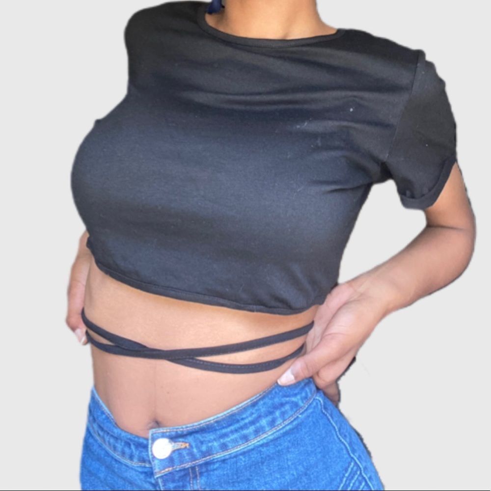 Black Tie String Tee